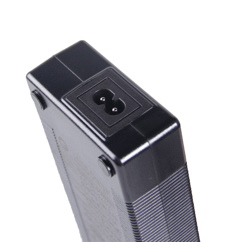 CYSUM M900 48V Cargador