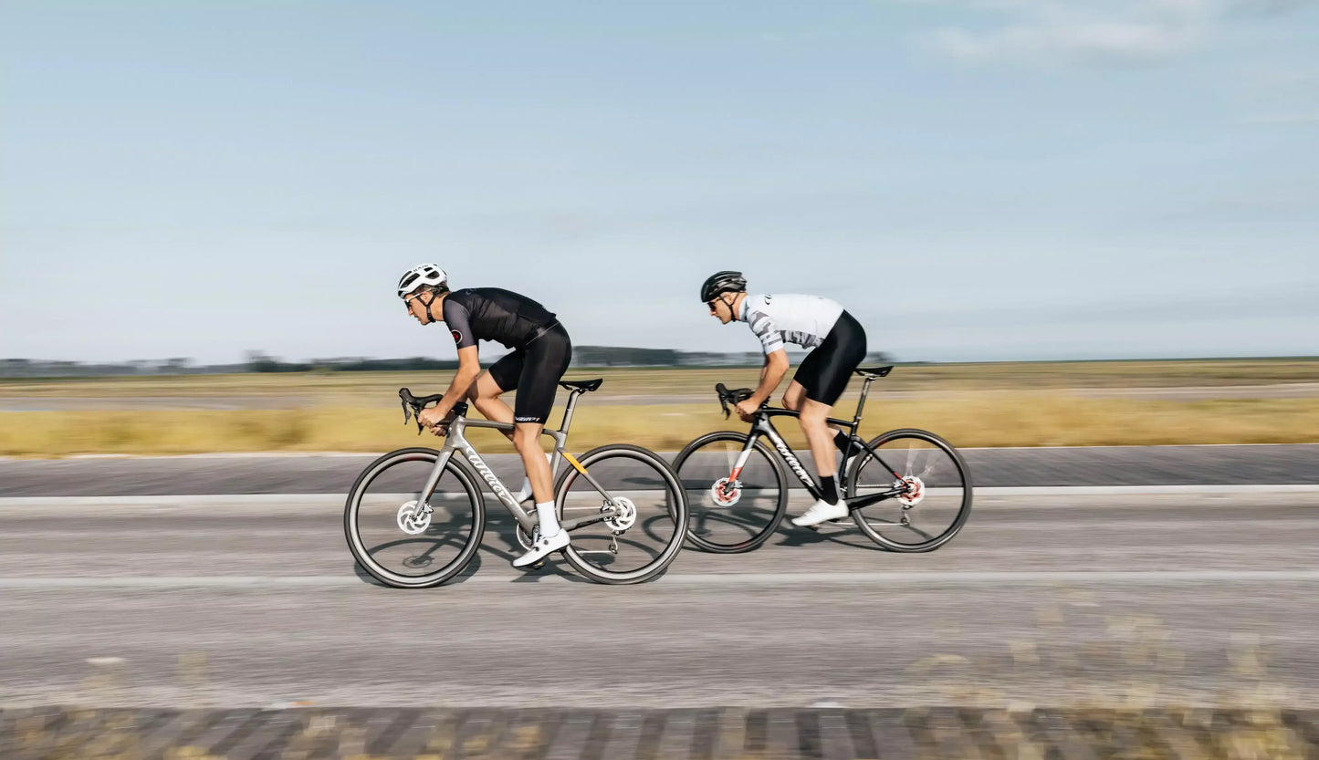 Bicicleta Eléctrica Carretera Wilier Cento1 Hybrid 105 11v RS510 NDR28