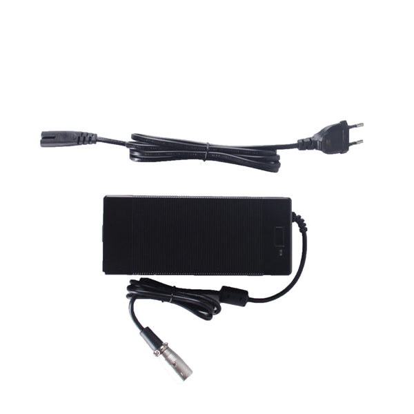 CYSUM M900 48V Cargador