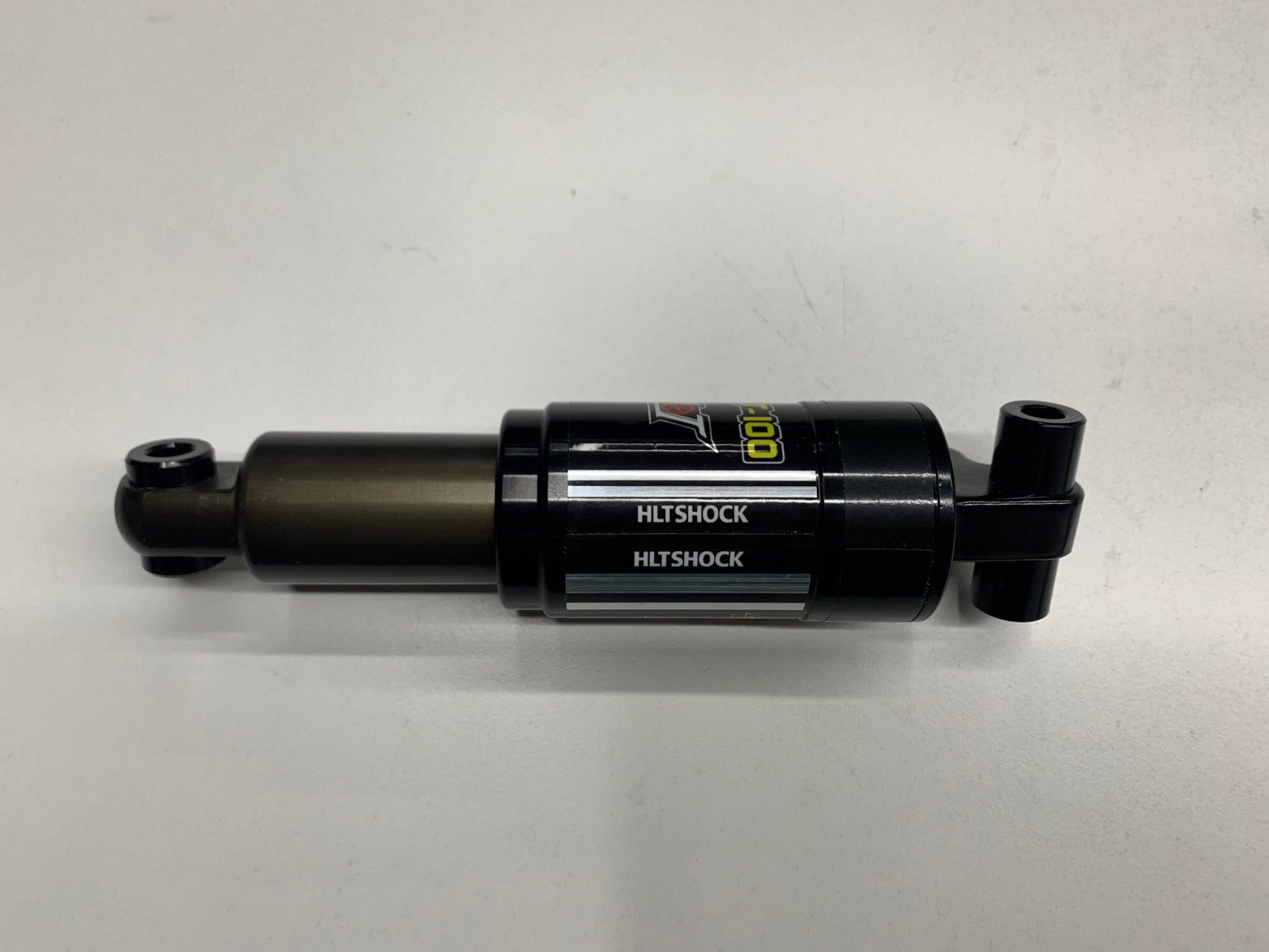 Amortiguador trasero CYSUM solo para M900